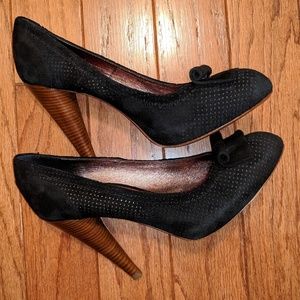 7 For All Mankind Elly Pumps